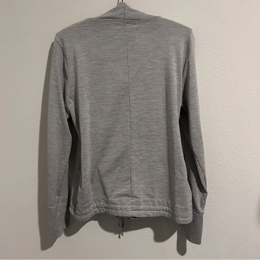 Nike Funnel Neck Long Sleeve Women’s Medium